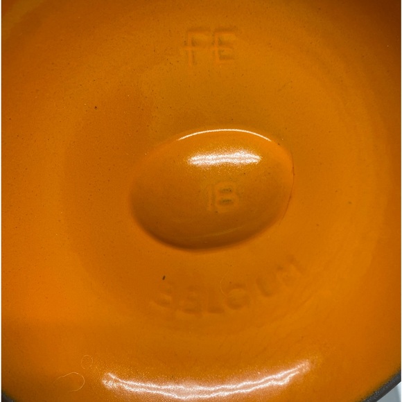 Descoware 17-A 16 FE Flame Orange Covered Casserole Pan Made inBelgium - Picture 6 of 16